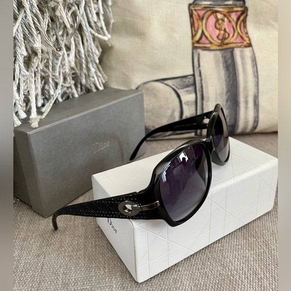 ⭐️COA⭐️CHRISTIAN DIOR SUNGLASSES W/Case-Box Dustbag & Cloth⚡️STUNNING⚡️ - Picture 3 of 14